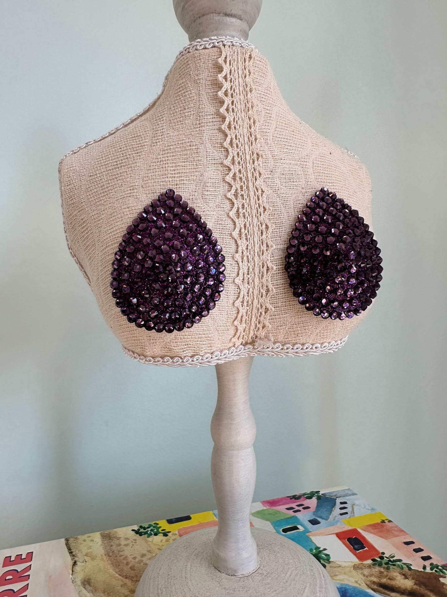 February - Amethyst - 1.8”