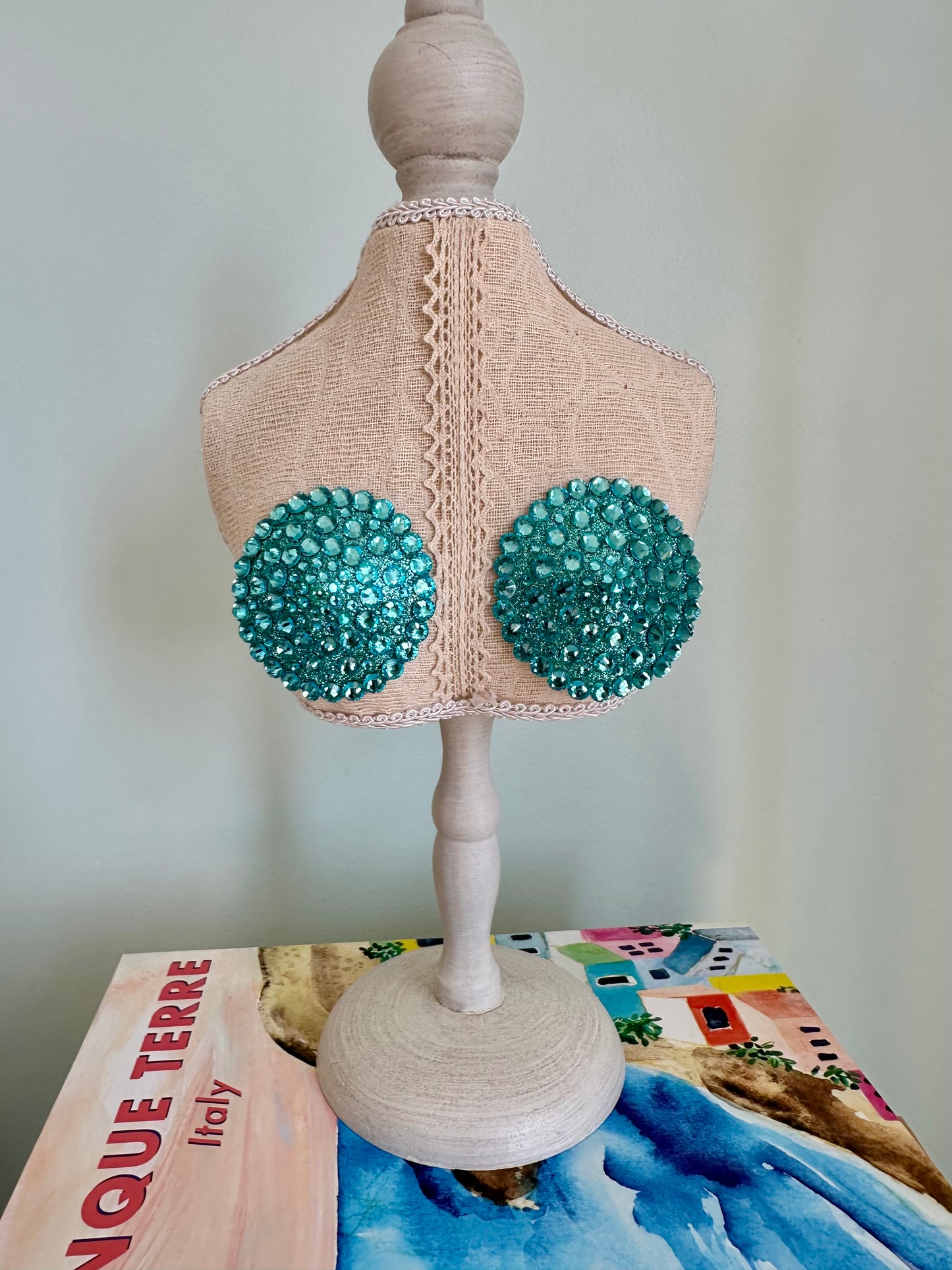 March - Aquamarine - 2.5”